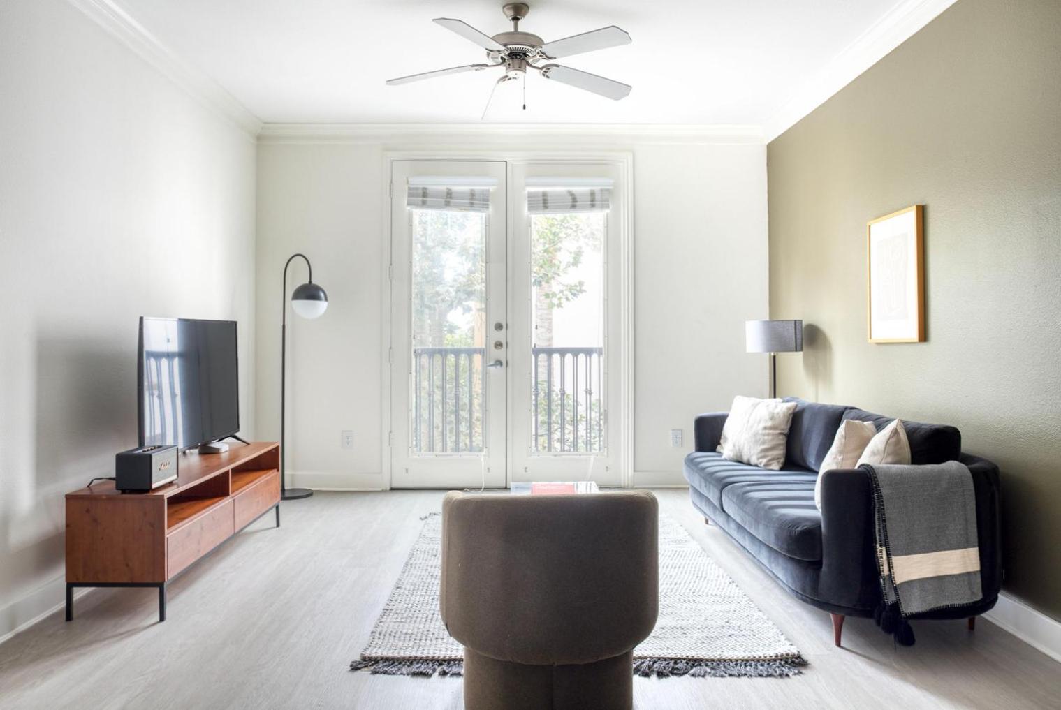 Blueground Playa Vista Balcony Nr Ballona Wetlands Lax-1077 Apartment *